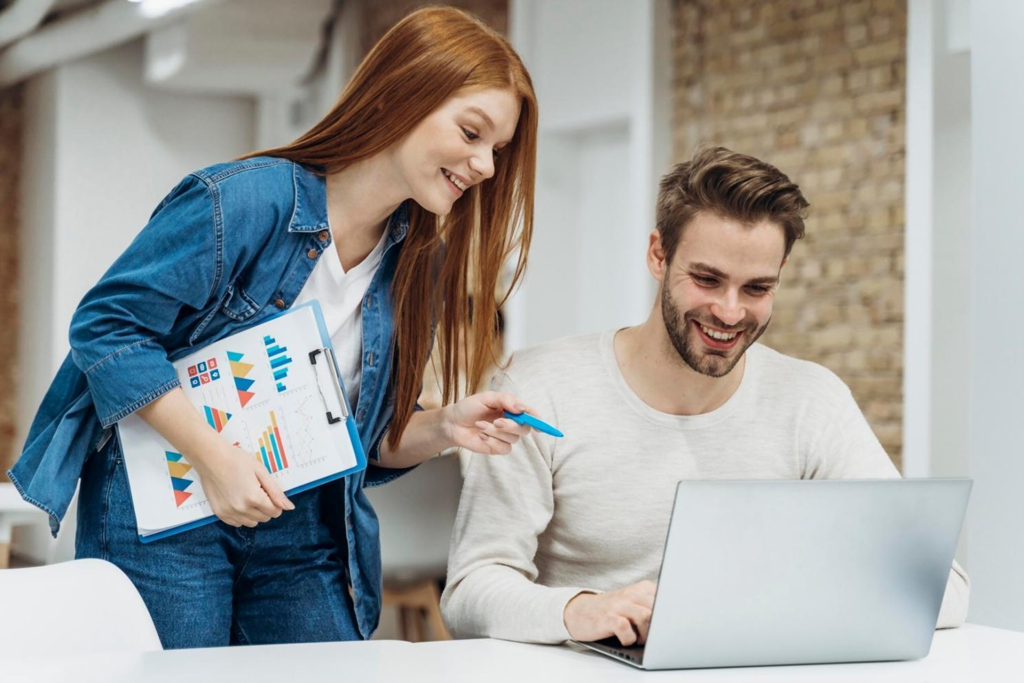 Sessione di lavoro sull'ottimizzazione dei contenuti digitali